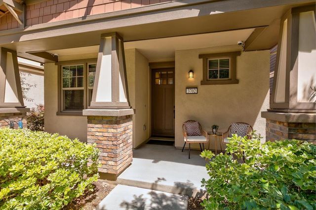 3702 Pyramid Way, Mountain View, CA 94043