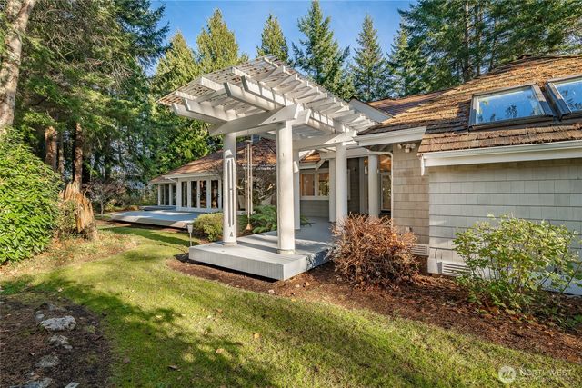 5555 Sandpiper Lane, Blaine, WA 98230