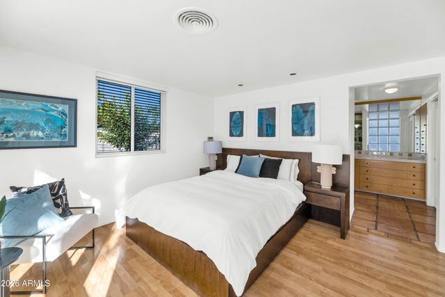 5612 N 22ND Street, Phoenix, AZ 85016