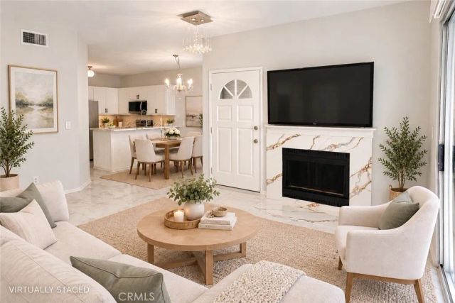 2456 Pleasant Way A, Thousand Oaks, CA 91362