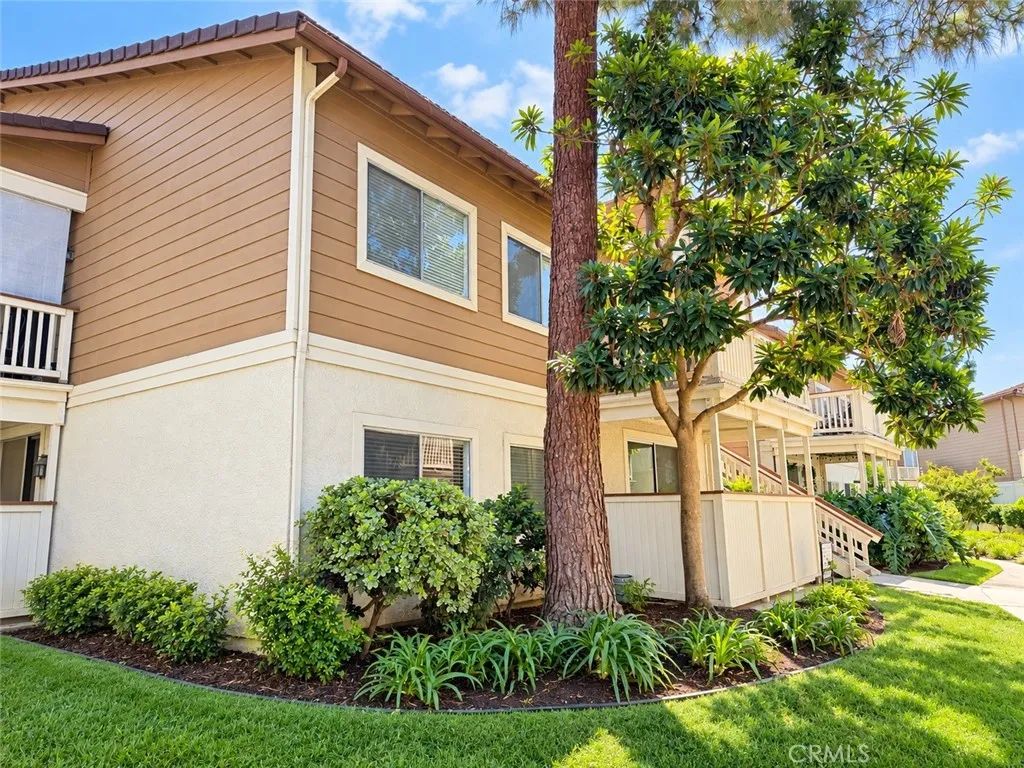 2456 Pleasant Way A, Thousand Oaks, CA 91362