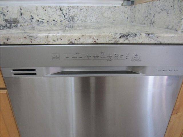 4036 Oak Glenn Drive, Duluth, GA 30096