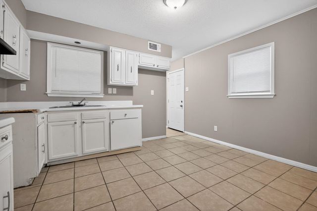 3434 SEAFORTH DR, Memphis, TN 38127