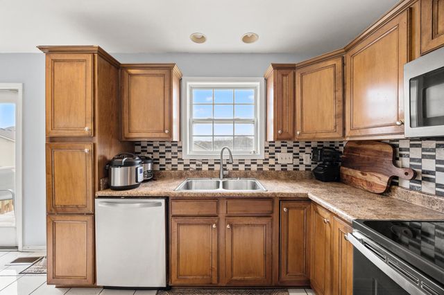 212 New River Court, Lexington, KY 40511