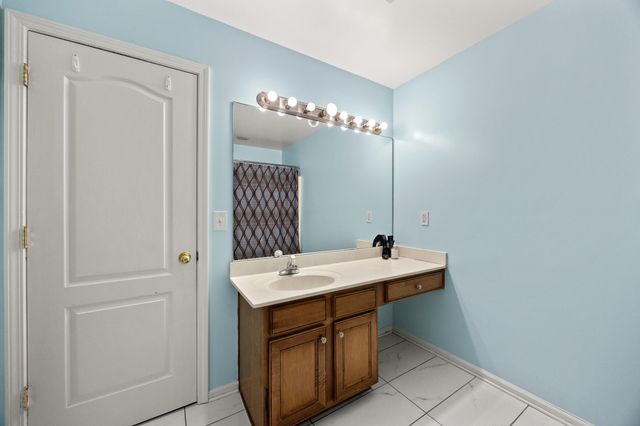 212 New River Court, Lexington, KY 40511