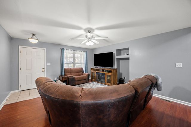 212 New River Court, Lexington, KY 40511