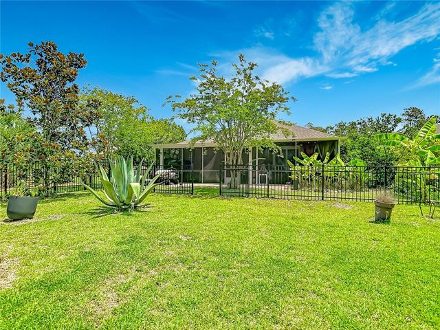 111 S HUMMINGBIRD PLACE, Palm Coast, FL 32164