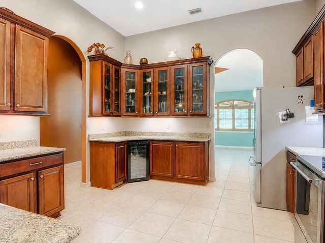 111 S HUMMINGBIRD PLACE, Palm Coast, FL 32164