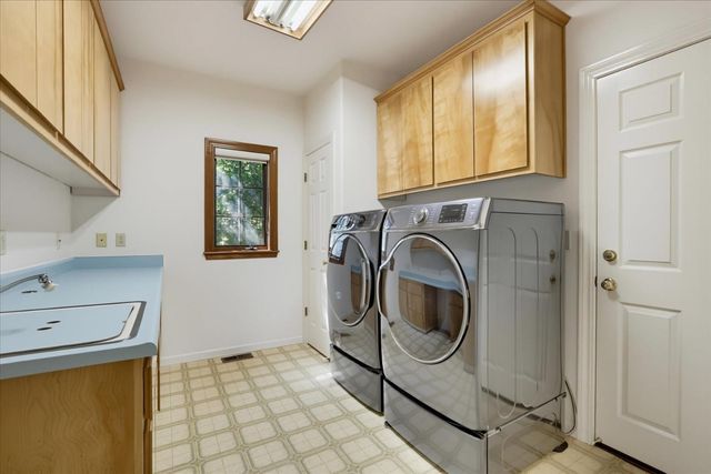 11010 Success Cross Rd, Nevada City, CA 95959
