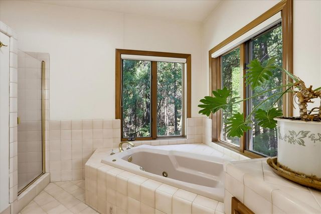 11010 Success Cross Rd, Nevada City, CA 95959
