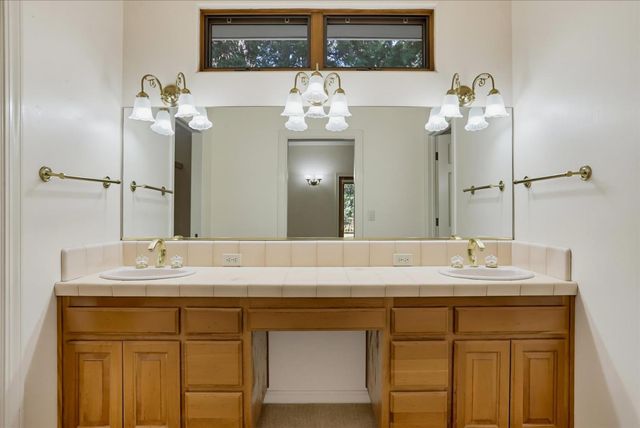 11010 Success Cross Rd, Nevada City, CA 95959