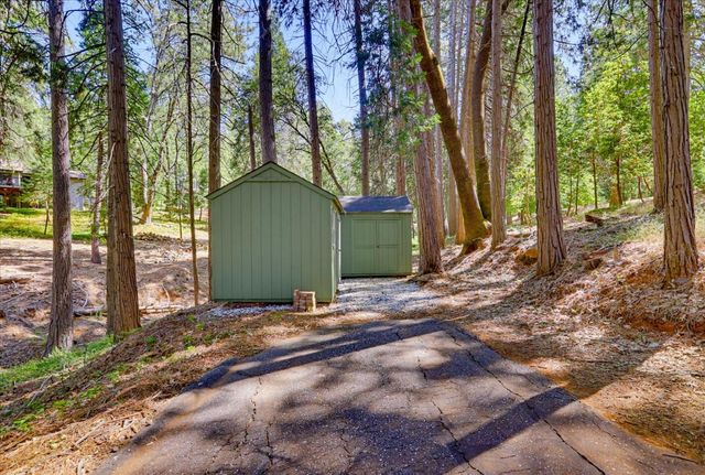 11010 Success Cross Rd, Nevada City, CA 95959
