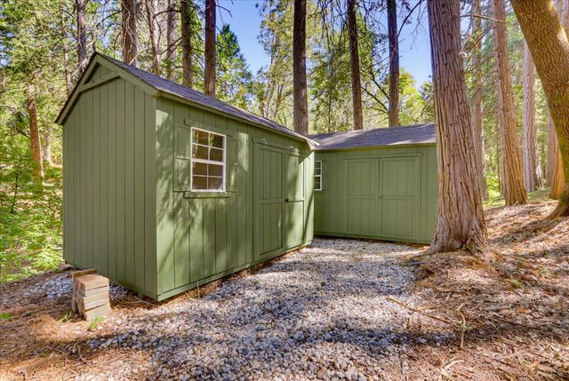 11010 Success Cross Rd, Nevada City, CA 95959