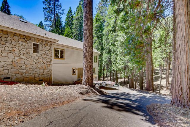 11010 Success Cross Rd, Nevada City, CA 95959