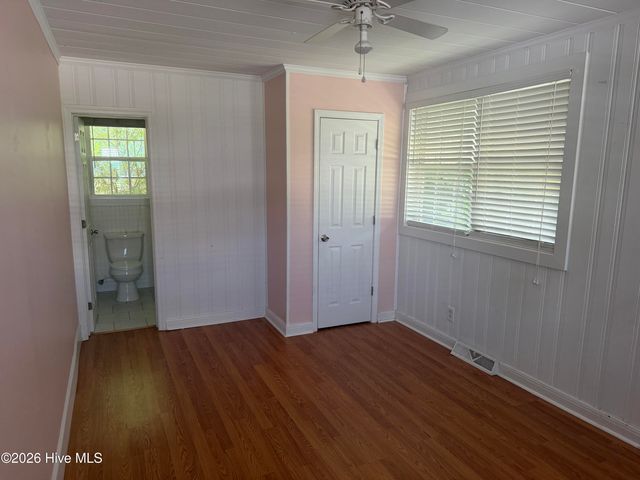 5308 Wrightsville Avenue, Wilmington, NC 28403