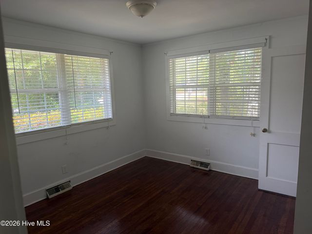 5308 Wrightsville Avenue, Wilmington, NC 28403