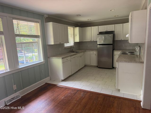 5308 Wrightsville Avenue, Wilmington, NC 28403