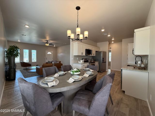 3863 Yestereve Lane, Las Cruces, NM 88012