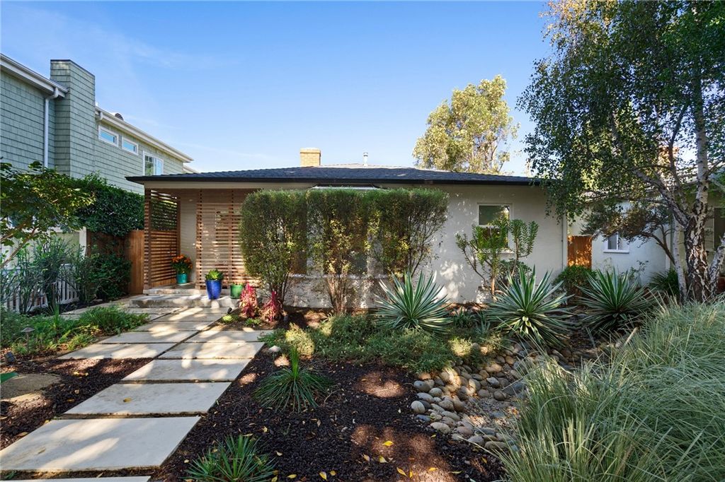 1343 Grant, Santa Monica, CA 90405 — exterior
