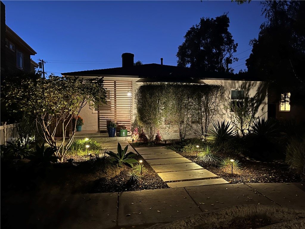 1343 Grant, Santa Monica, CA 90405 — photo 2