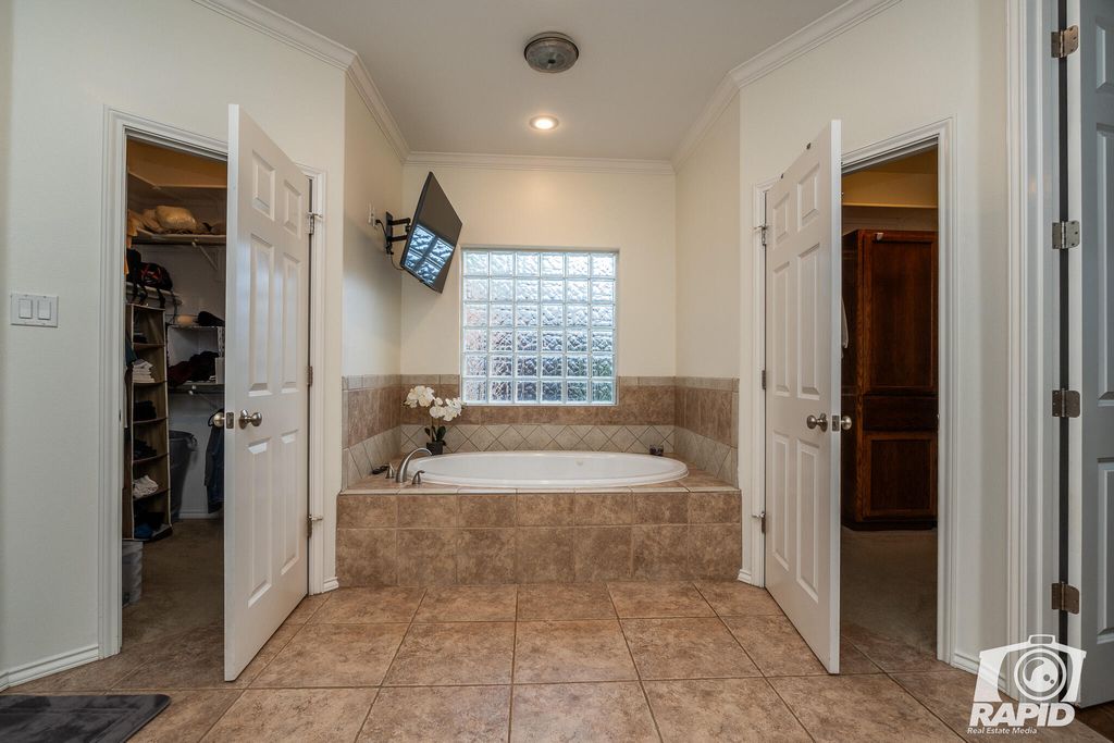 Image 22 of property listing at 4810 N Bentwood Drive, San Angelo, TX 76904