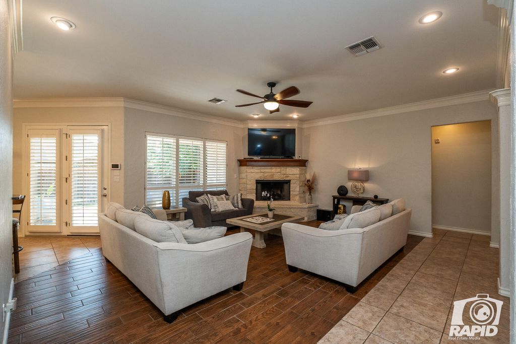 Image 8 of property listing at 4810 N Bentwood Drive, San Angelo, TX 76904