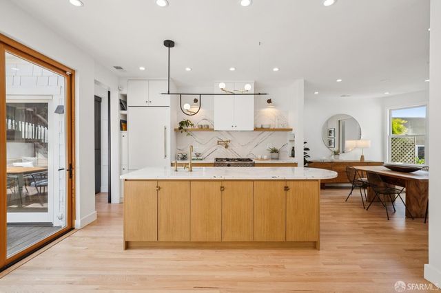 731 Noe Street, San Francisco, CA 94114