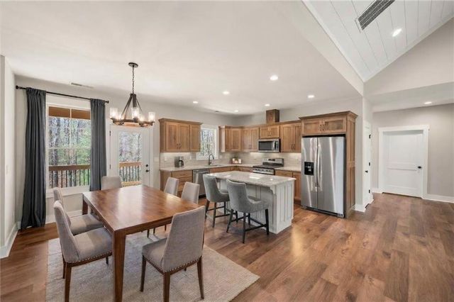 85 Frances Drive, Ellijay, GA 30536