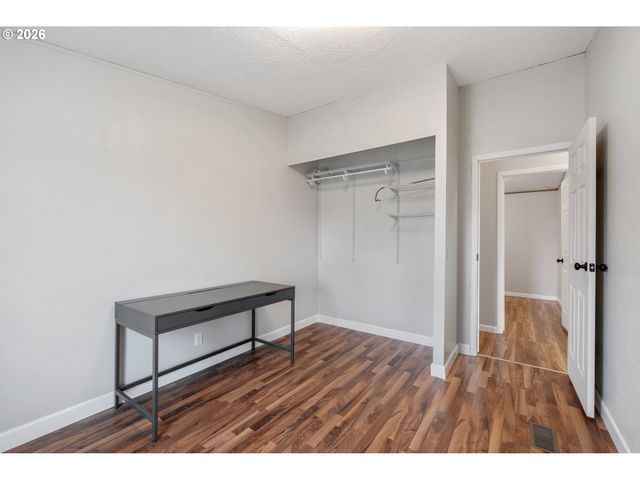 7008 Ne 162ND Ave, Vancouver, WA 98682