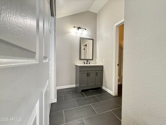 1331 W Baseline Road 272, Mesa, AZ 85202