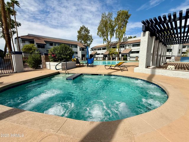 1331 W Baseline Road 272, Mesa, AZ 85202