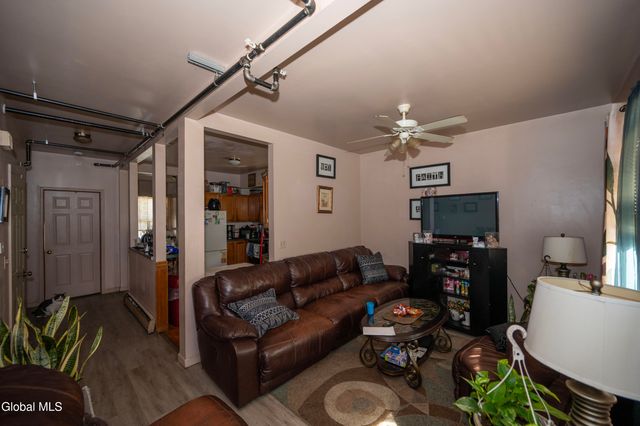 446 2nd Avenue, Albany, NY 12209