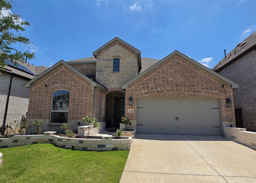 1629 White Snowberry Lane, Celina, TX 75078