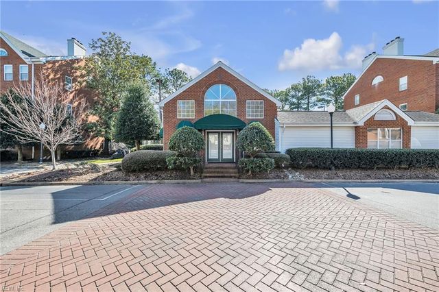 203 Westover Ave Apt 202, Norfolk, VA 23507