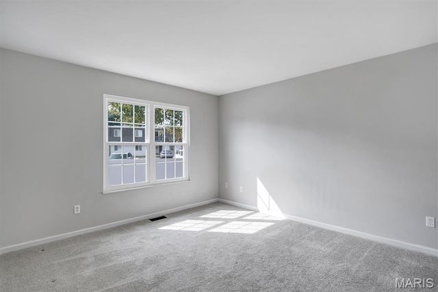 857 Du Pre Court, St Peters, MO 63376