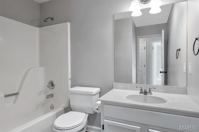 857 Du Pre Court, St Peters, MO 63376