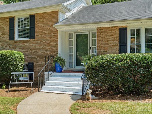 1730 Delchester Drive, Charlotte, NC 28210