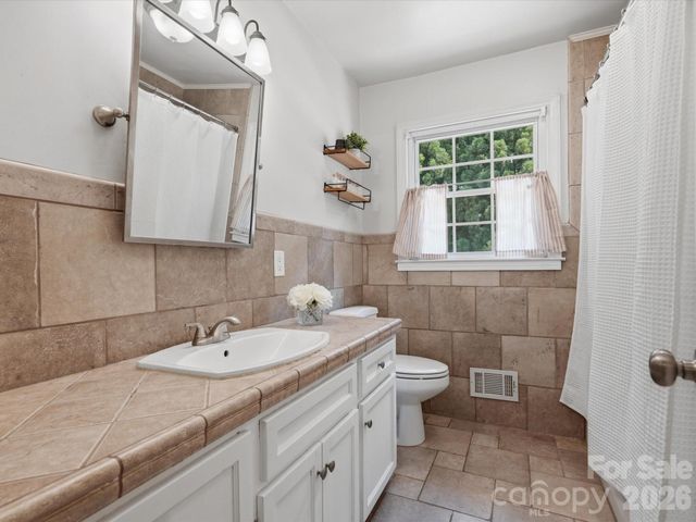 1730 Delchester Drive, Charlotte, NC 28210