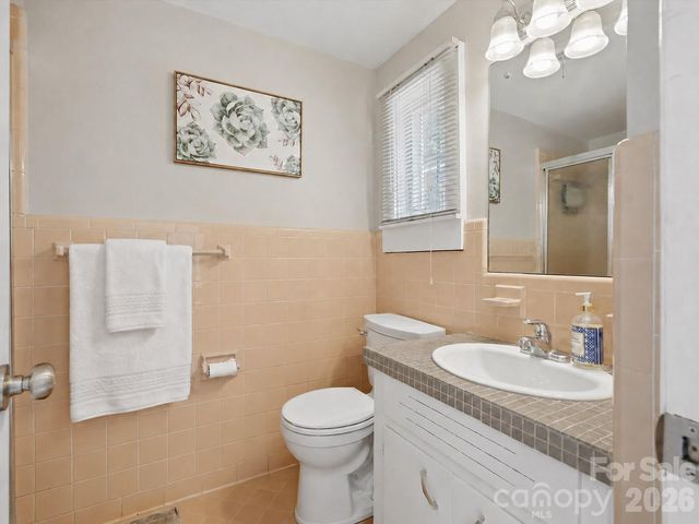1730 Delchester Drive, Charlotte, NC 28210
