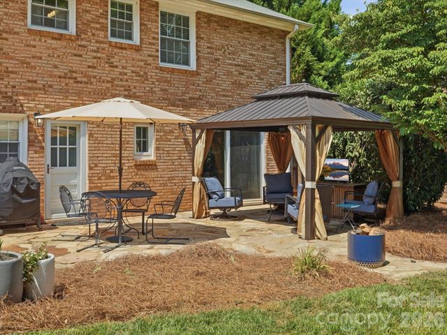 1730 Delchester Drive, Charlotte, NC 28210