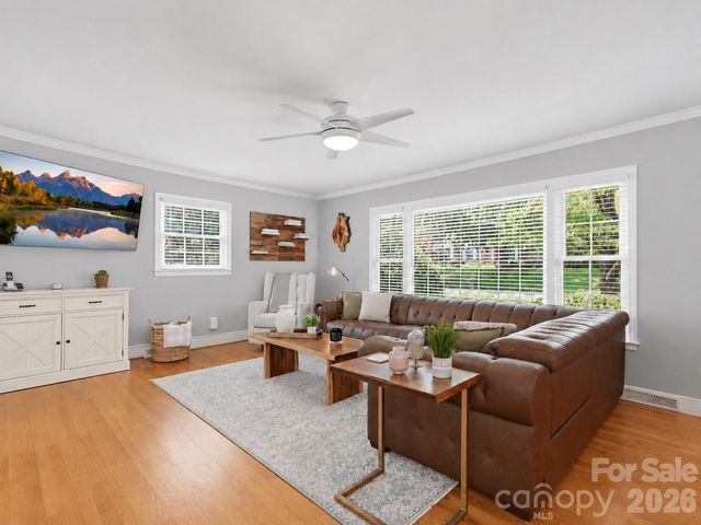1730 Delchester Drive, Charlotte, NC 28210