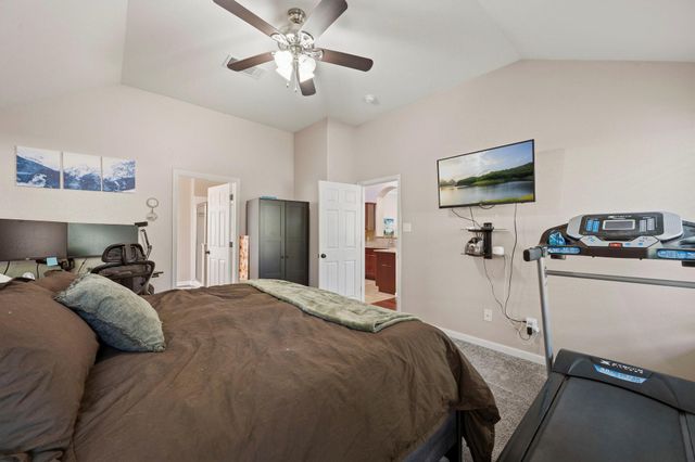 1923 Barnett DR, Cedar Park, TX 78613