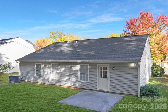 2012 Pheasant Glen Road, Charlotte, NC 28214