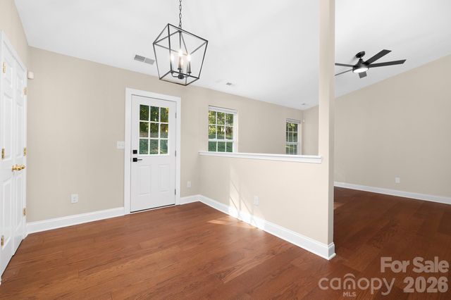 2012 Pheasant Glen Road, Charlotte, NC 28214