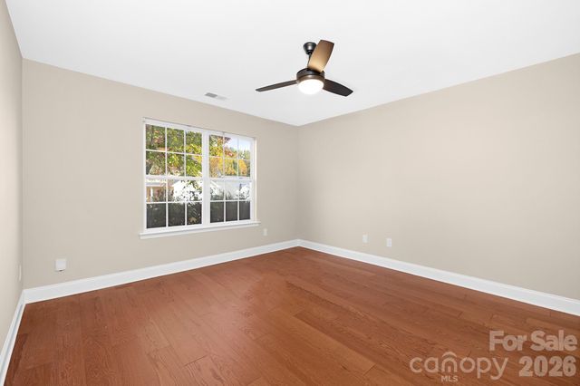 2012 Pheasant Glen Road, Charlotte, NC 28214