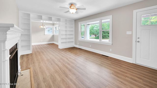 2609 Jefferson Drive, Greenville, NC 27858