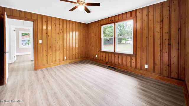 2609 Jefferson Drive, Greenville, NC 27858