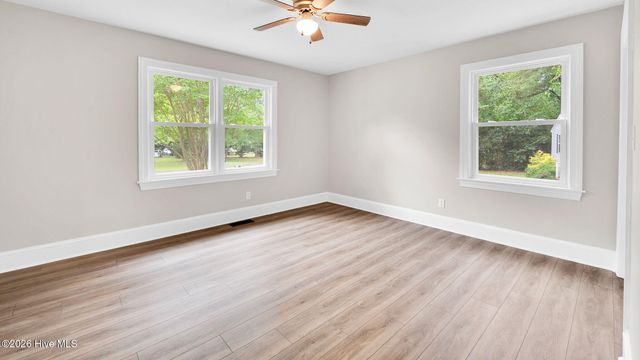 2609 Jefferson Drive, Greenville, NC 27858
