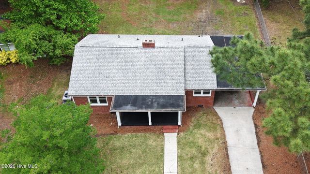 2609 Jefferson Drive, Greenville, NC 27858