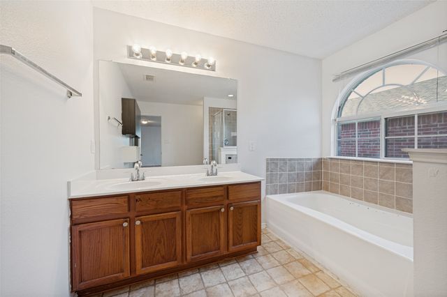 1665 Princess Lane, Little Elm, TX 75036